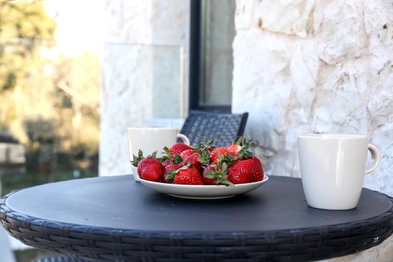 Rans Luxury Villas & Suites In Corfu With Swimming Pool Gouvia Exterior photo