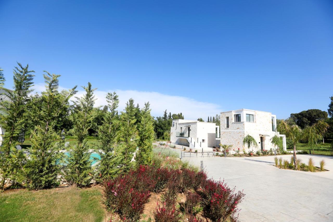 Rans Luxury Villas & Suites In Corfu With Swimming Pool Gouvia Exterior photo