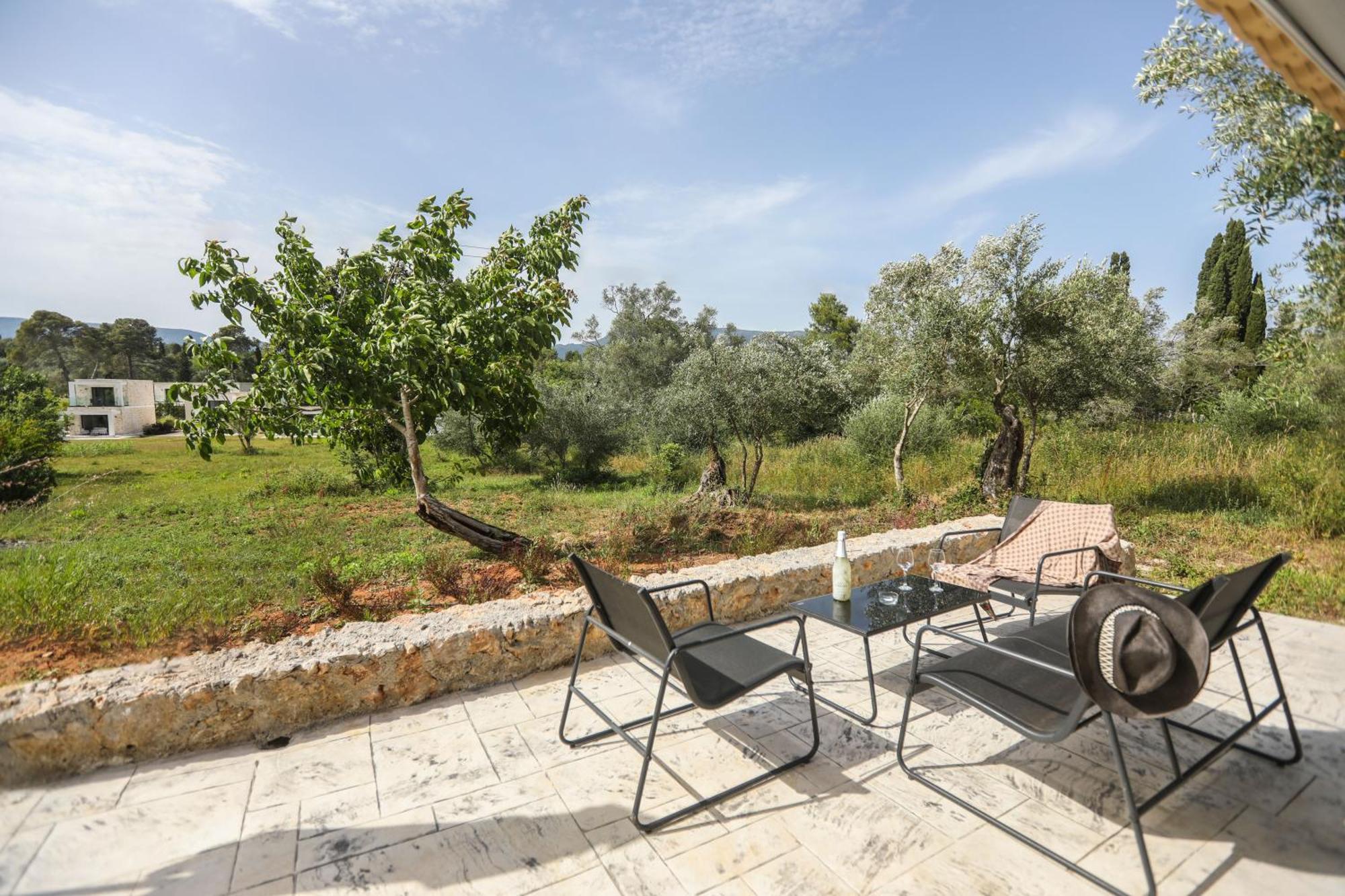 Rans Luxury Villas & Suites In Corfu With Swimming Pool Gouvia Exterior photo